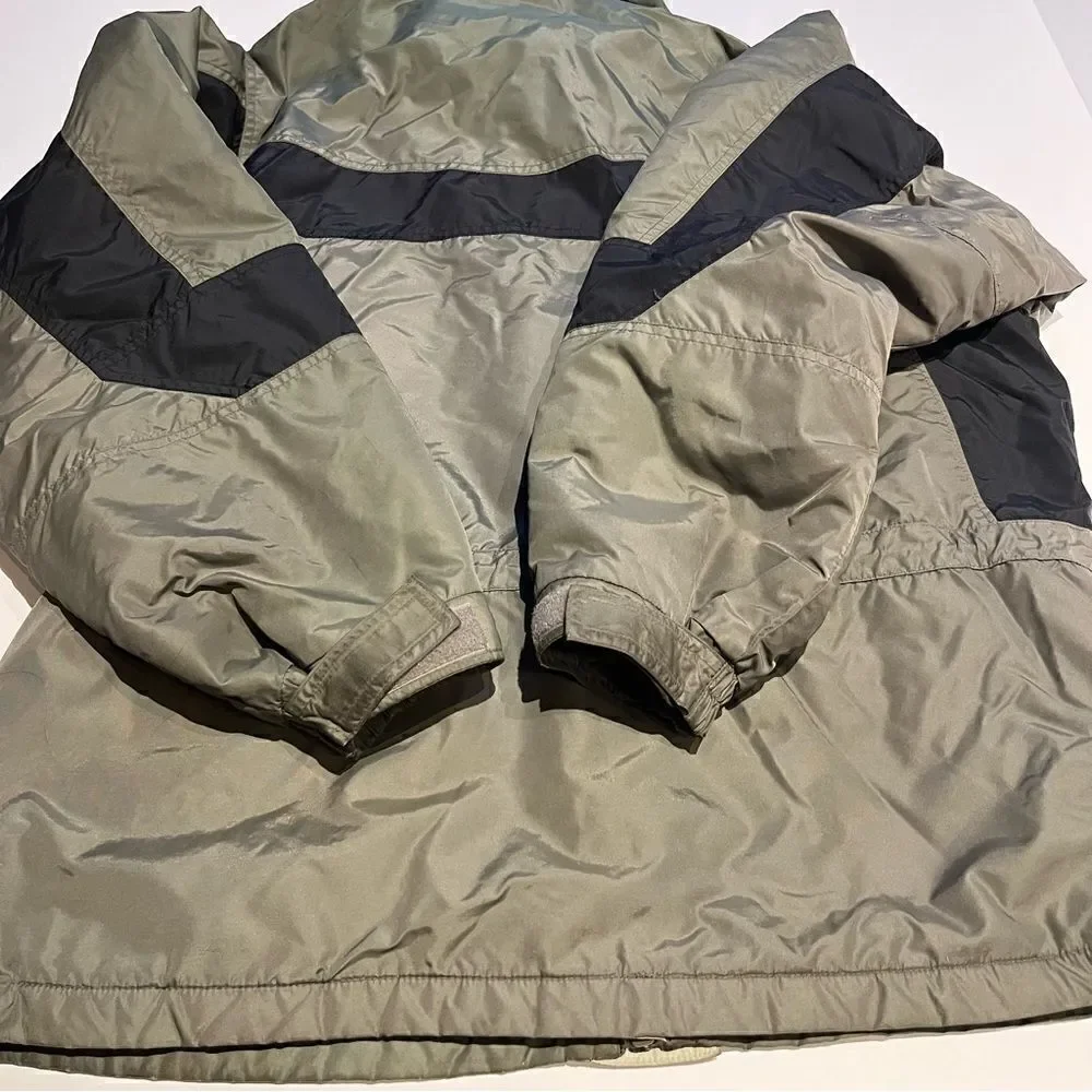 Columbia Men's Coat Large Black and Olive Green